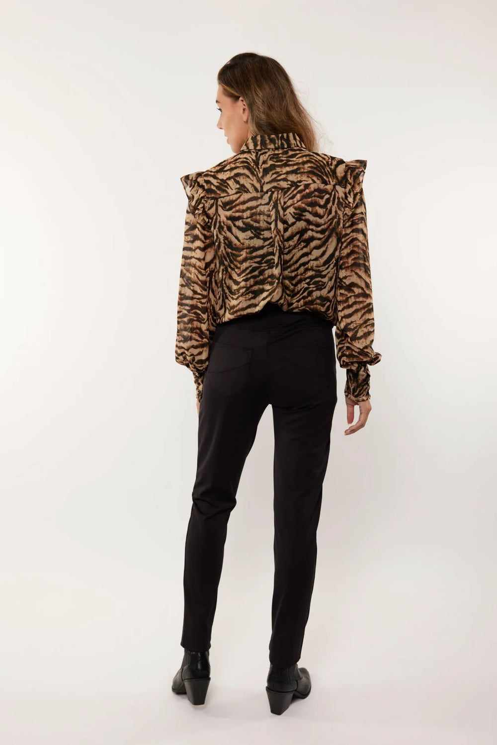 23WFZG14-001-XS