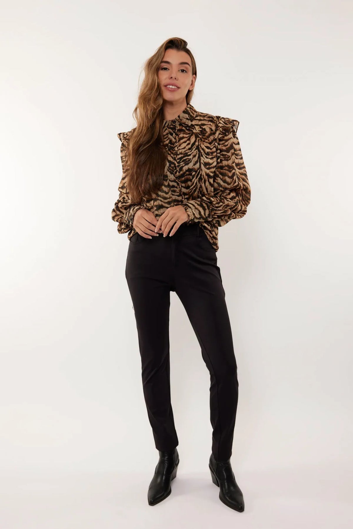 23WFZG14-001-XS