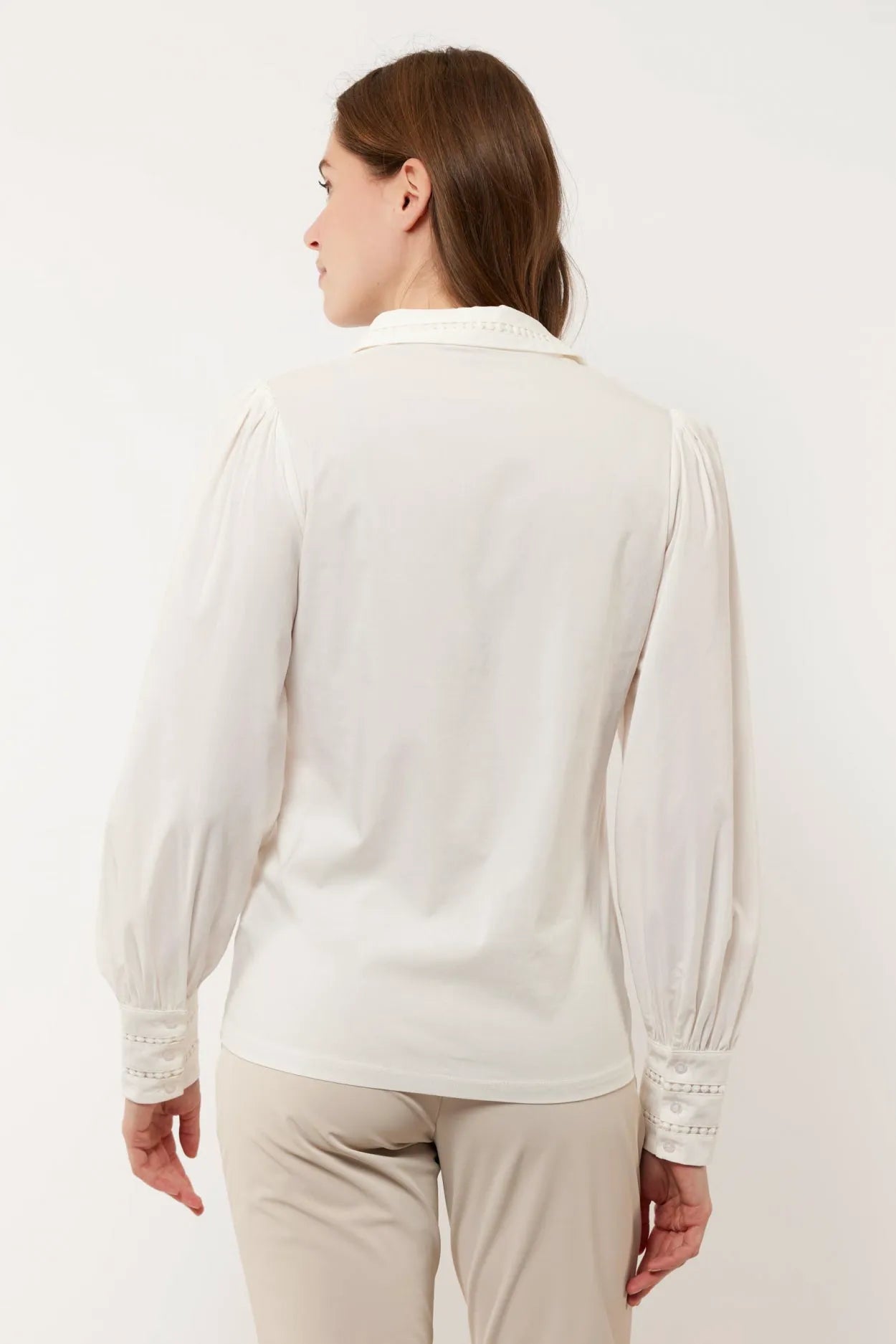 Offwhite