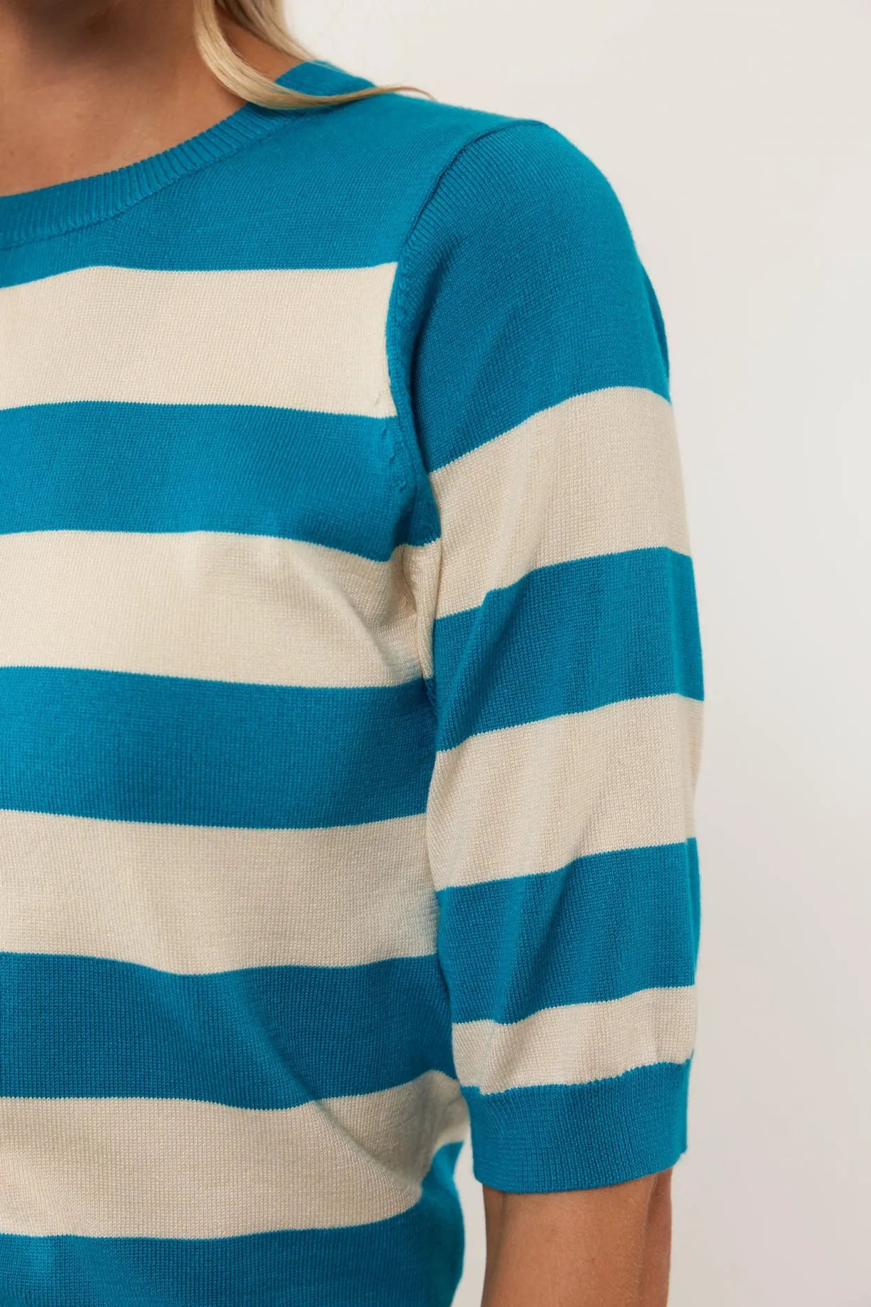 Bermuda Blue/Ecru