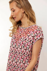 Black/Bright Coral
