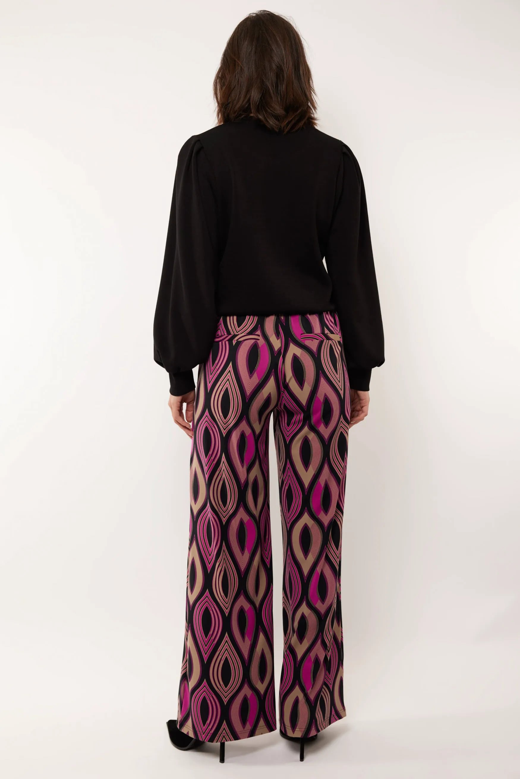 Berry/Black