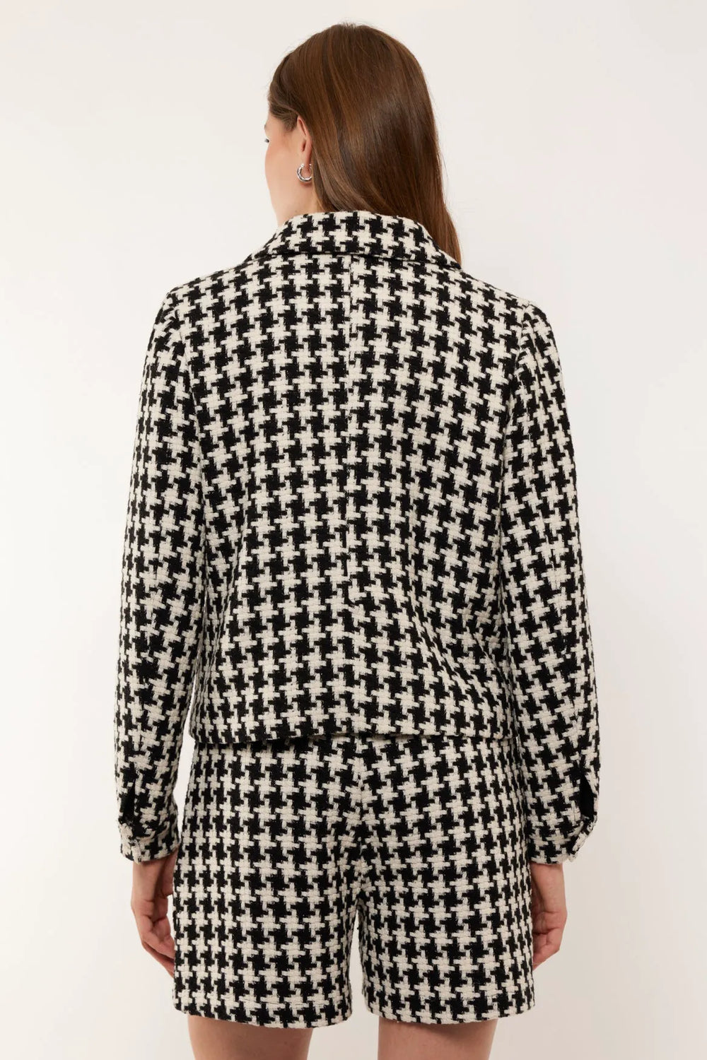 Black/Offwhite