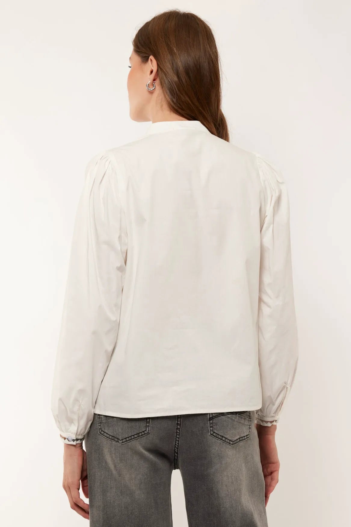Offwhite