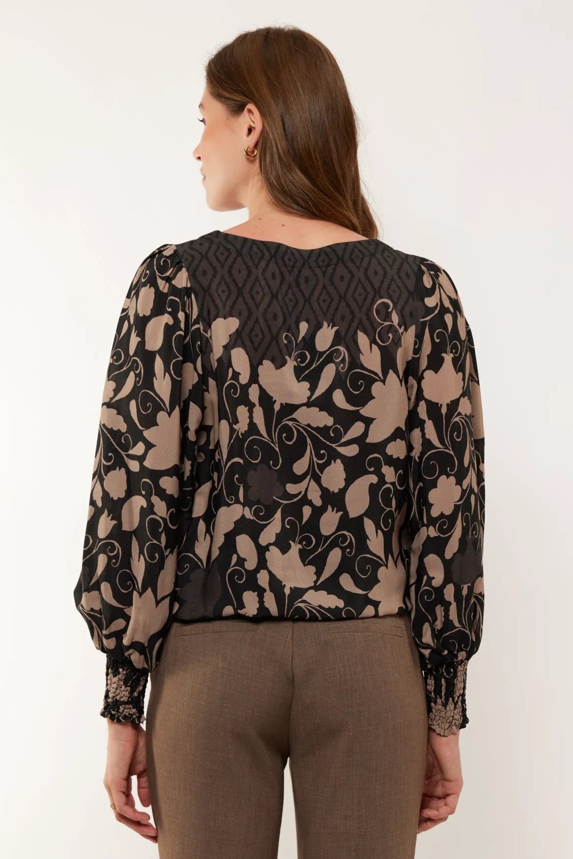 Black/Sahara