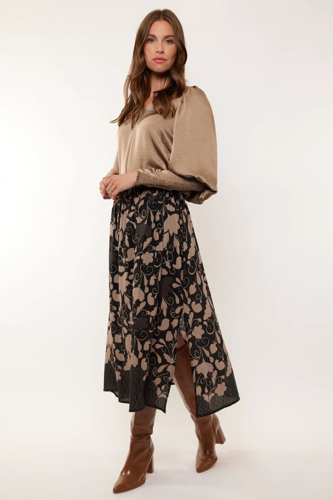 Black/Sahara