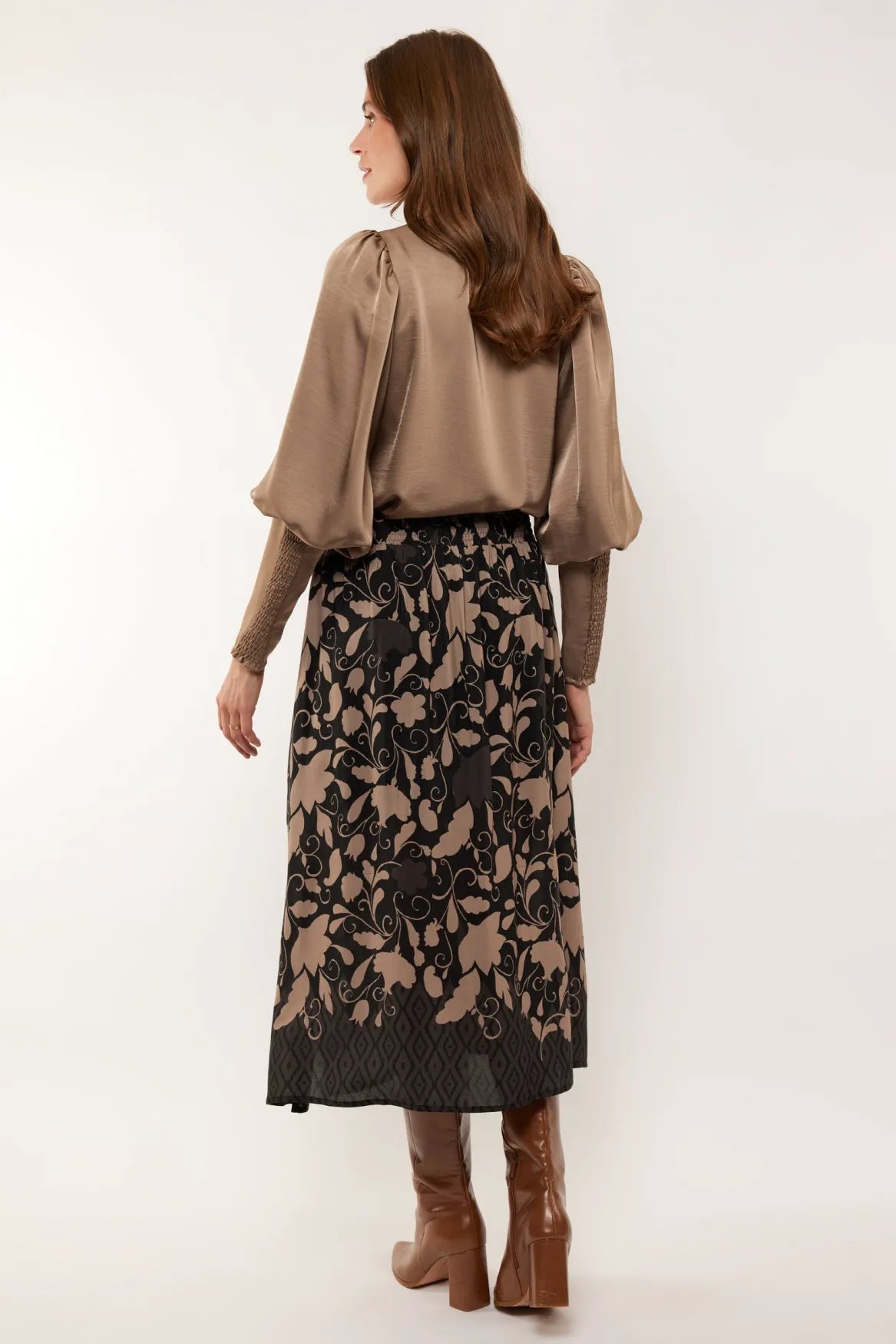 Black/Sahara