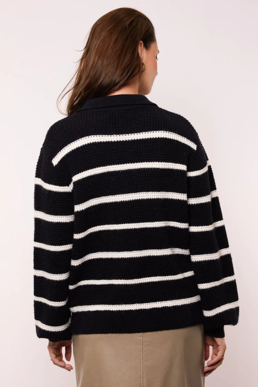Black/Offwhite