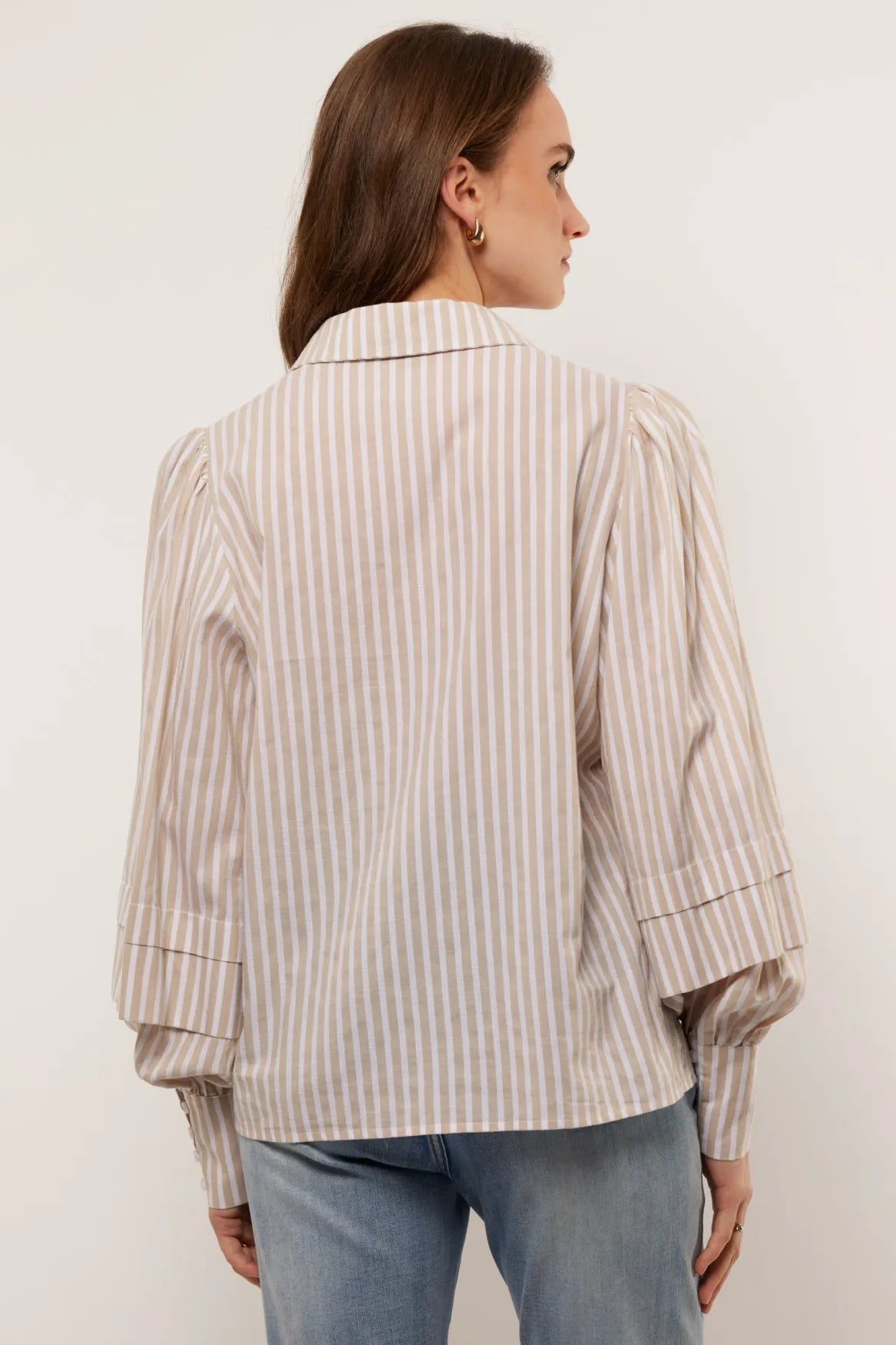 Offwhite/Sahara