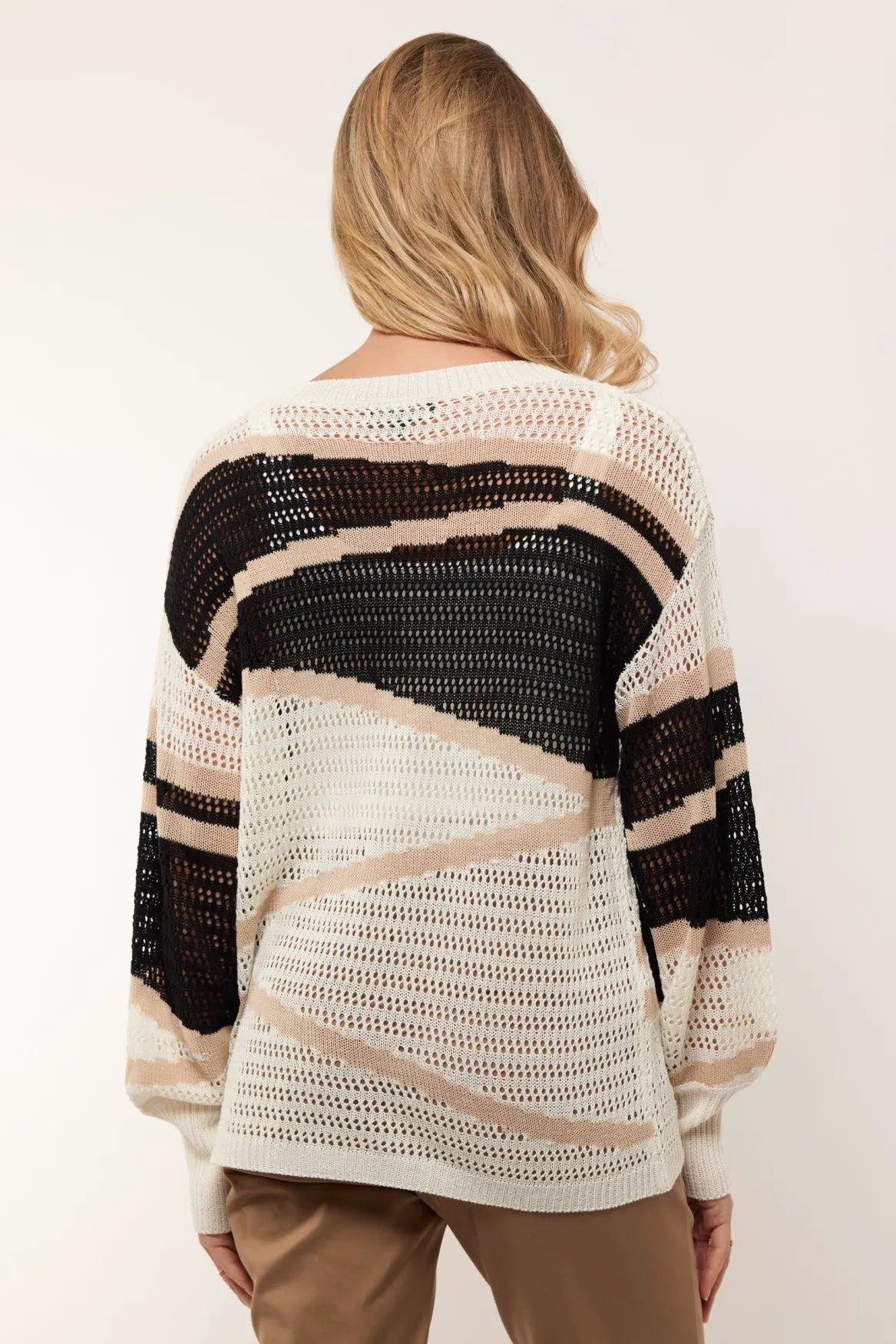 Black/Offwhite