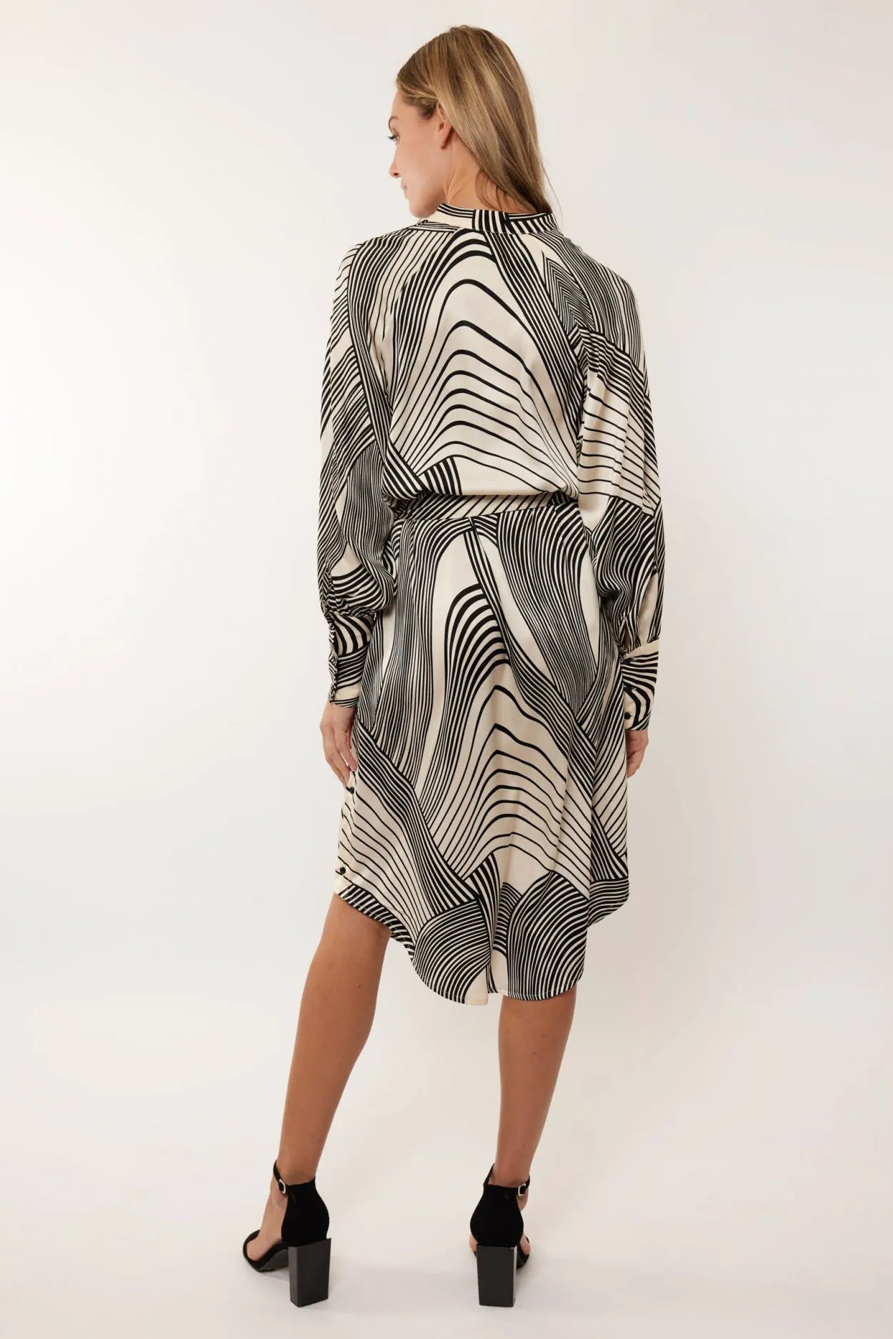 Sand/Black