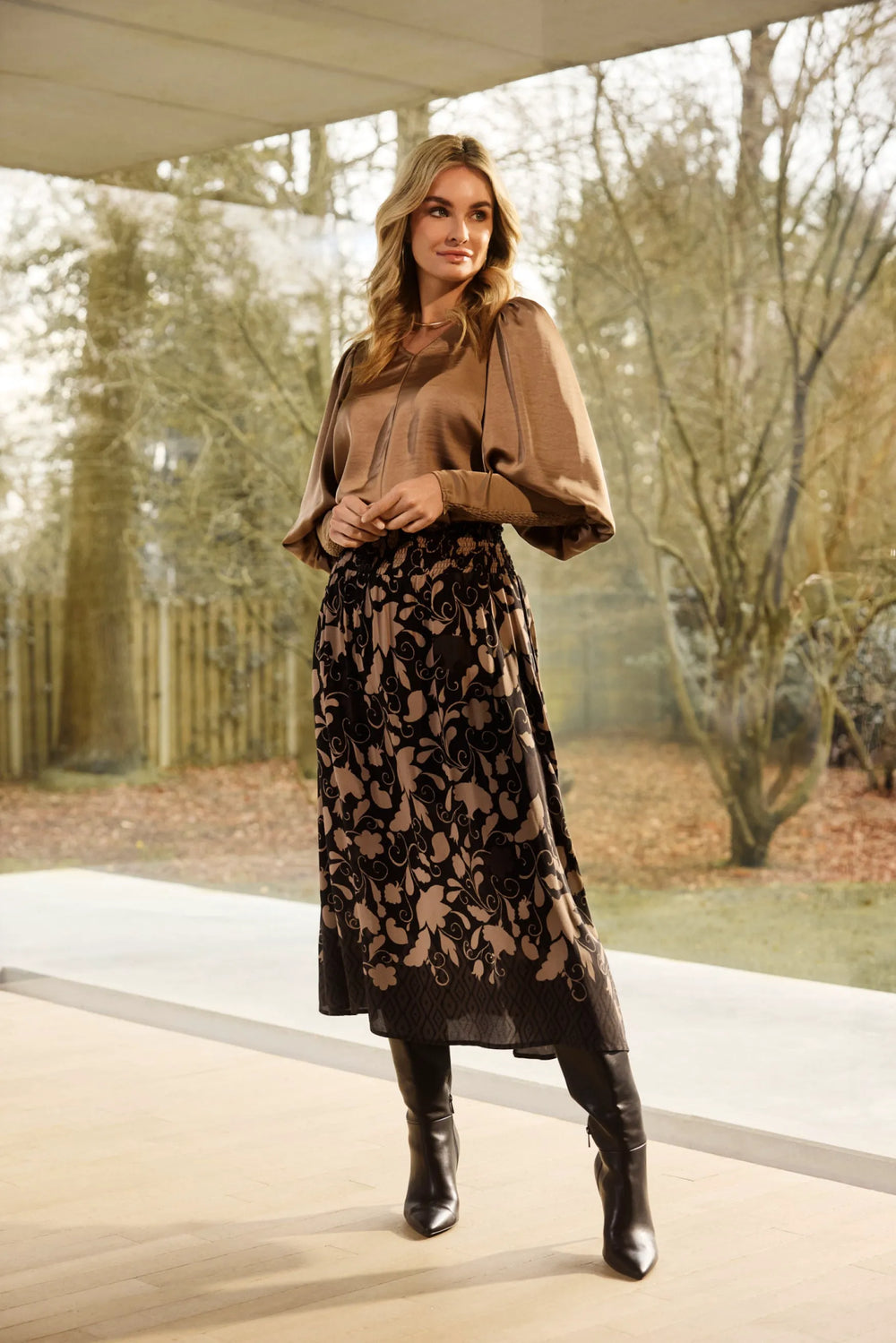 Black/Sahara